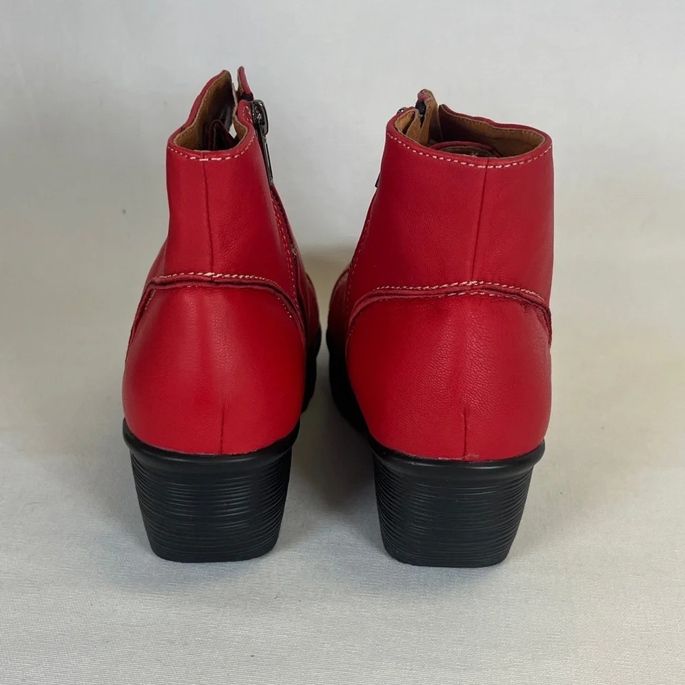 Bernie Mev Red Leather High-Rise Wedge Ankle Boots Size 39 US 8 NWOB